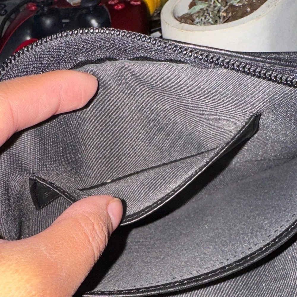 Tumi Black Leather Toiletry Bag